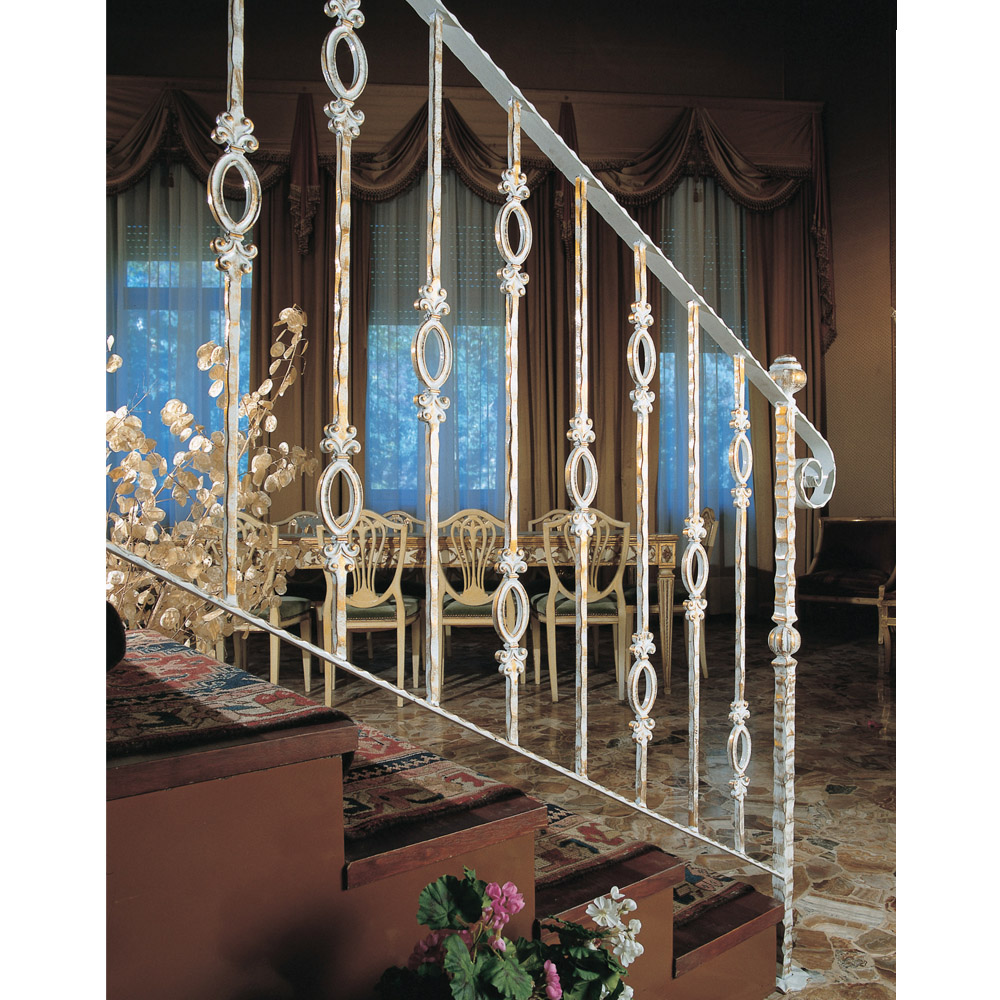 Stair Railing with Center Oval and Leaves on Balusters