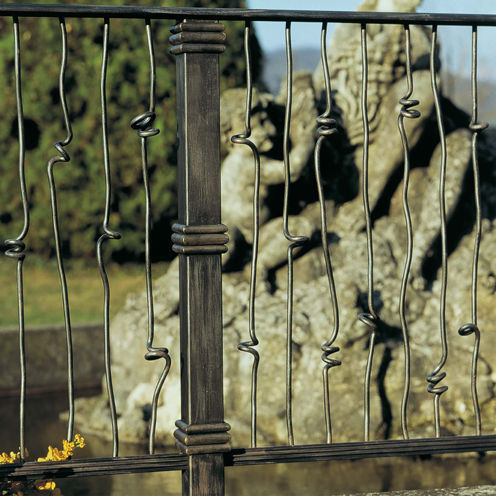 Railing/Fence showing Knotted Bar Balusters