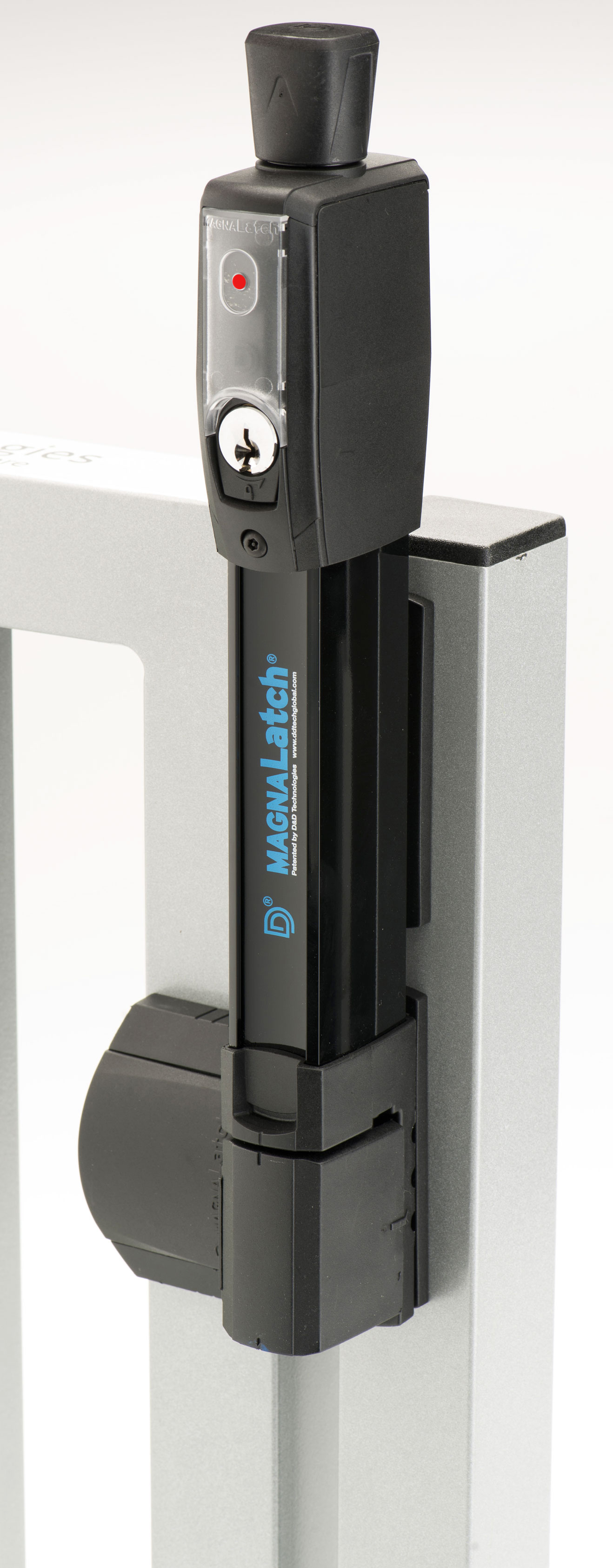 Magna-Latch Vertical Pull Series 3, Magnetic Child Safety Latch, Black