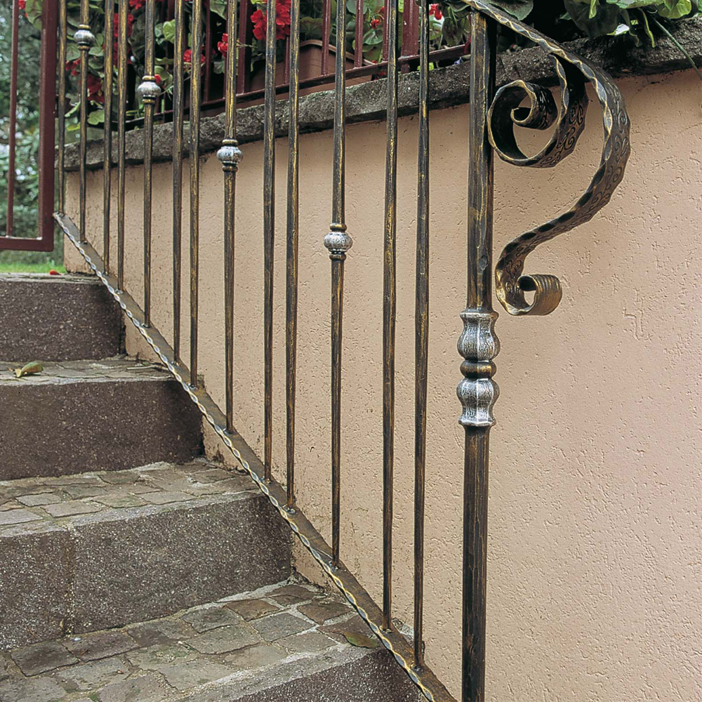 Iron Stair Rail with Tapered Balusters